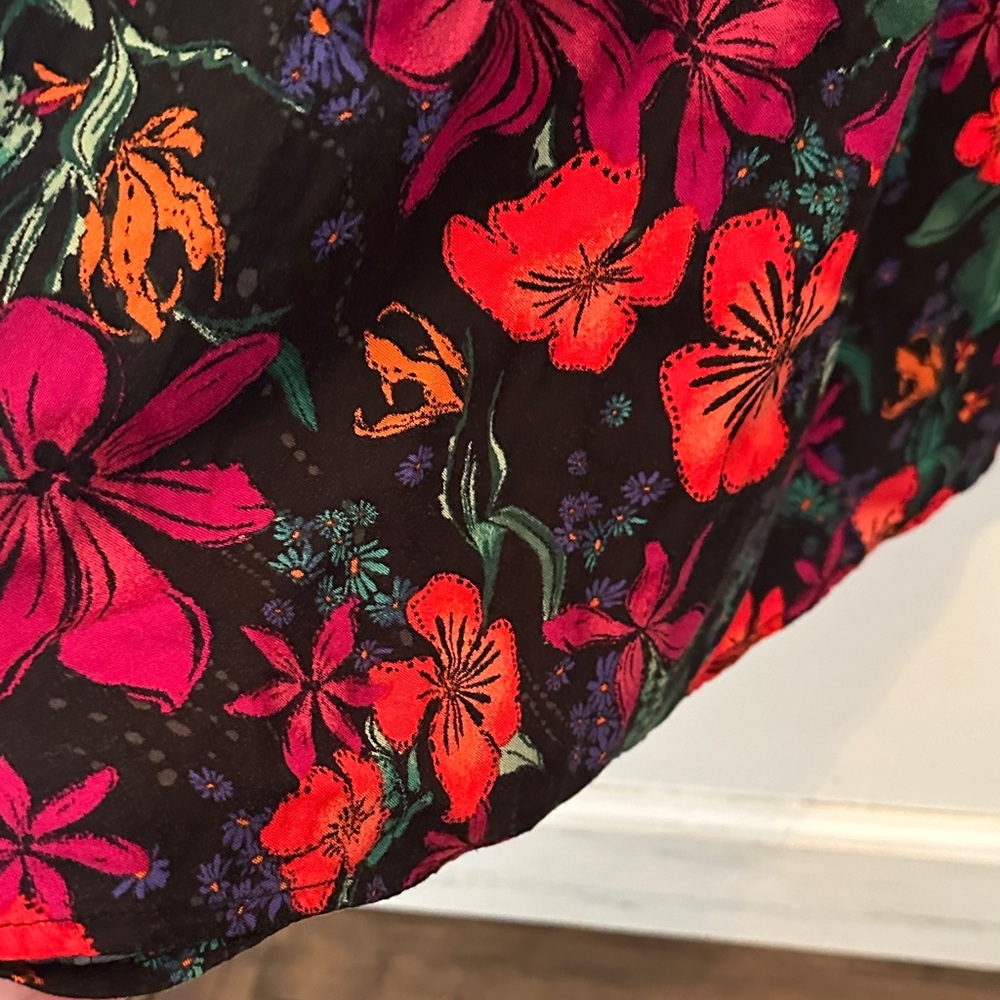 Ava & Viv Floral Midi Dress in Black with Red & Pink Blooms. Size XXL - Picture 8 of 12